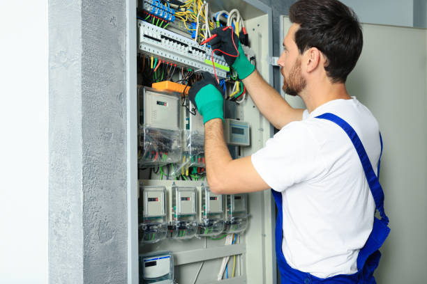 Best Emergency Electrical Repair  in Walker, MI
